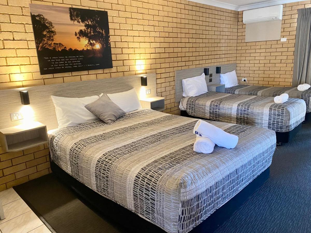 Tallarook Motor Inn Dubbo Bagian luar foto
