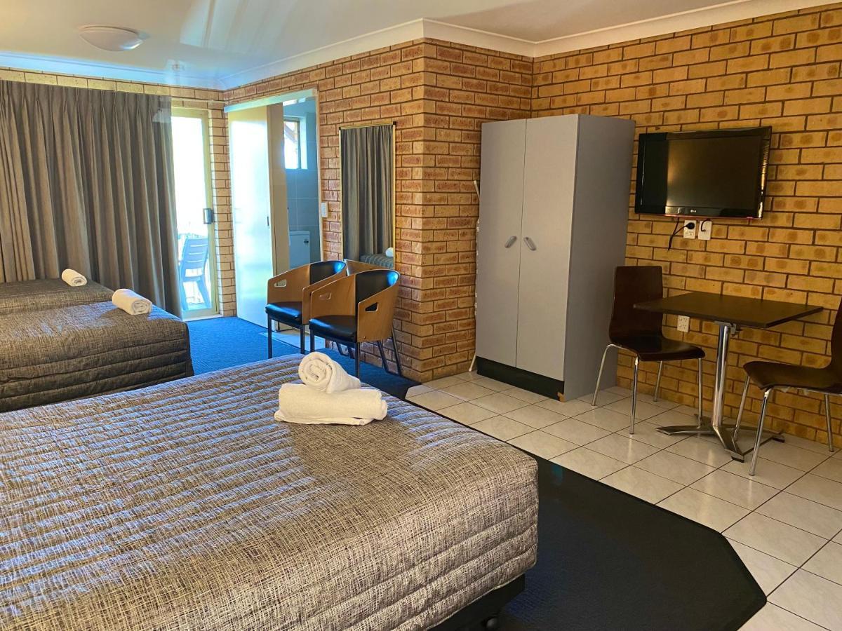 Tallarook Motor Inn Dubbo Bagian luar foto
