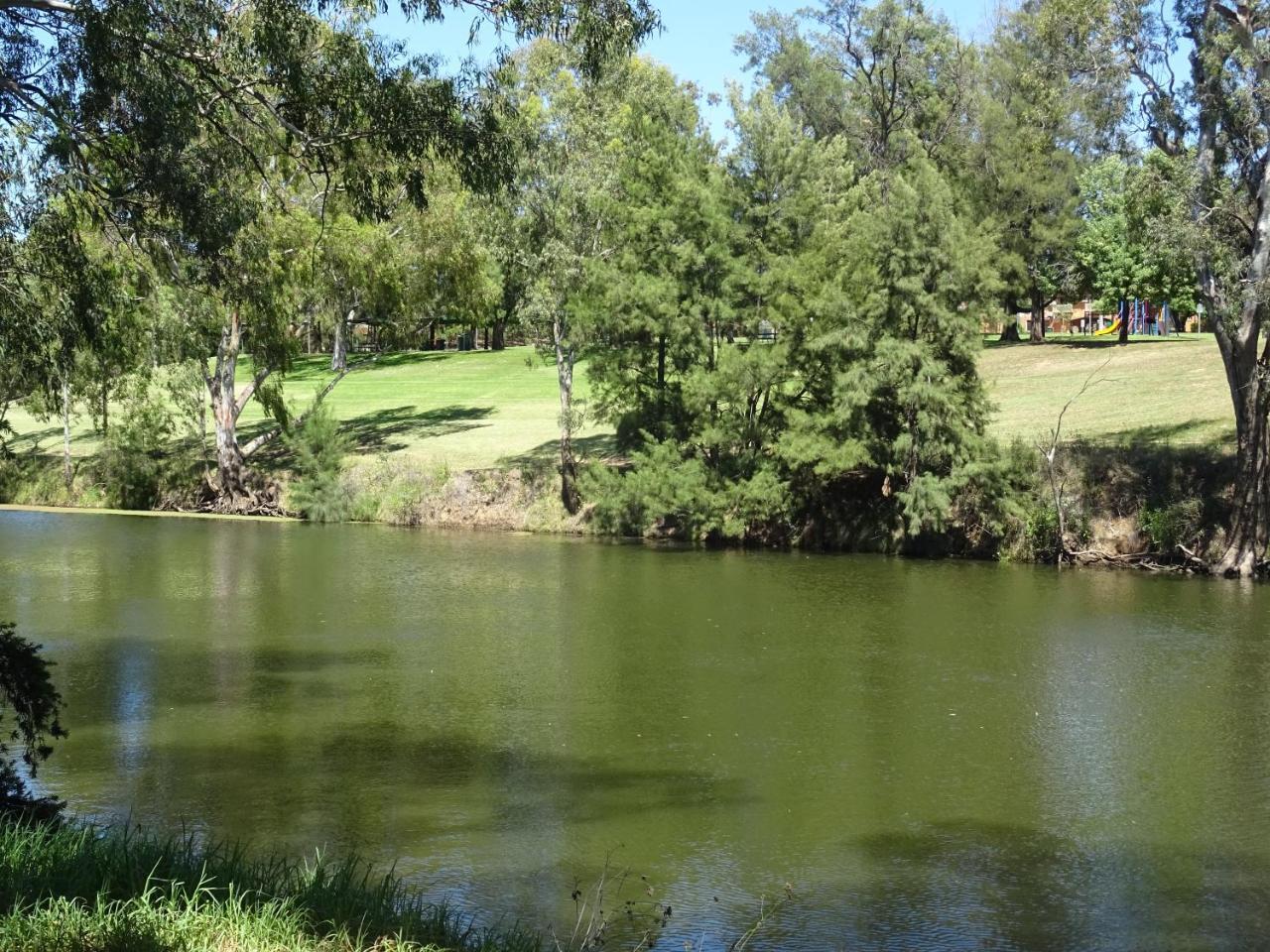 Tallarook Motor Inn Dubbo Bagian luar foto