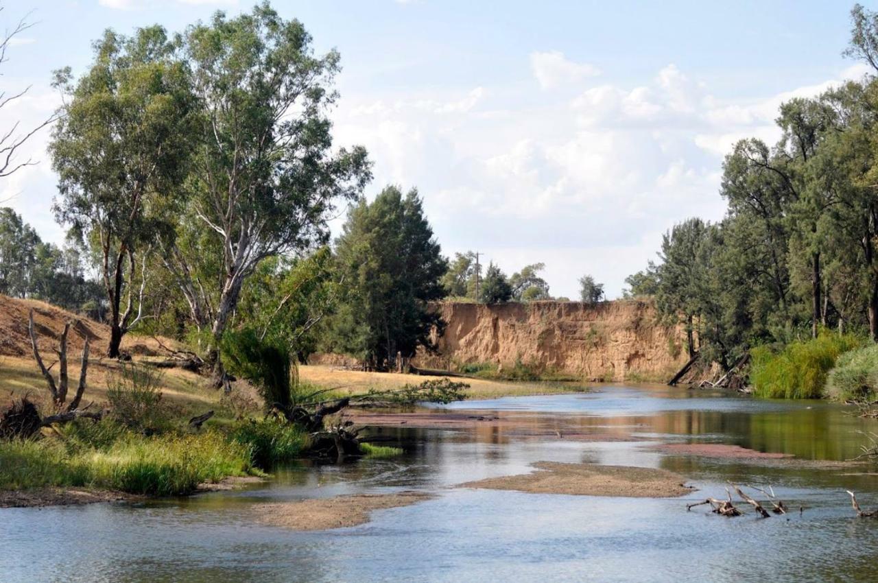 Tallarook Motor Inn Dubbo Bagian luar foto