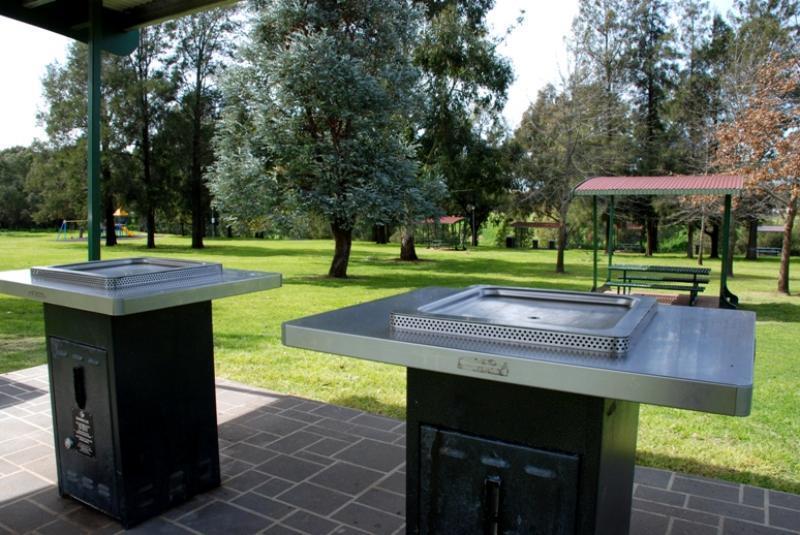 Tallarook Motor Inn Dubbo Bagian luar foto